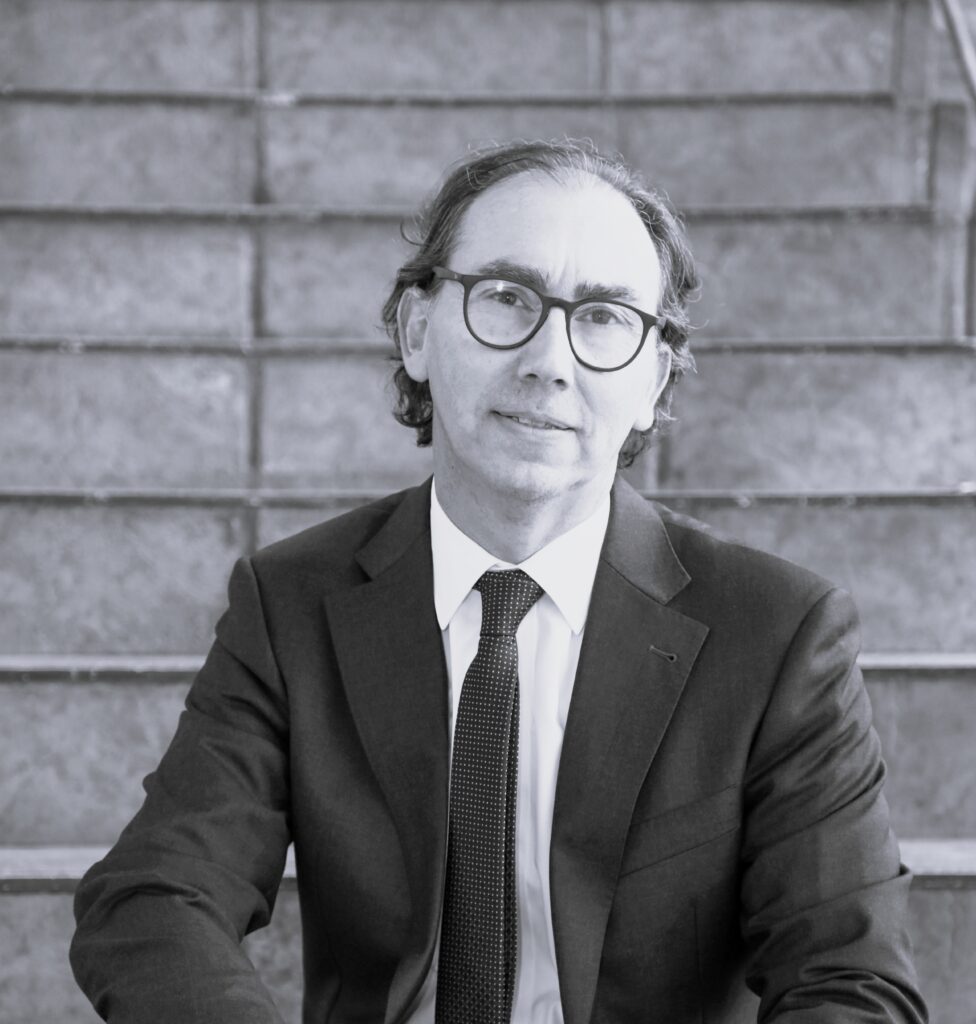 Raúl Figueroa Salas B&W